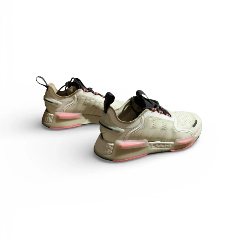 Womens White Pulse Magentas (item#peanut) - Picture 3 of 7